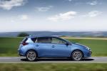 Toyota Auris Hybrid 2015 года